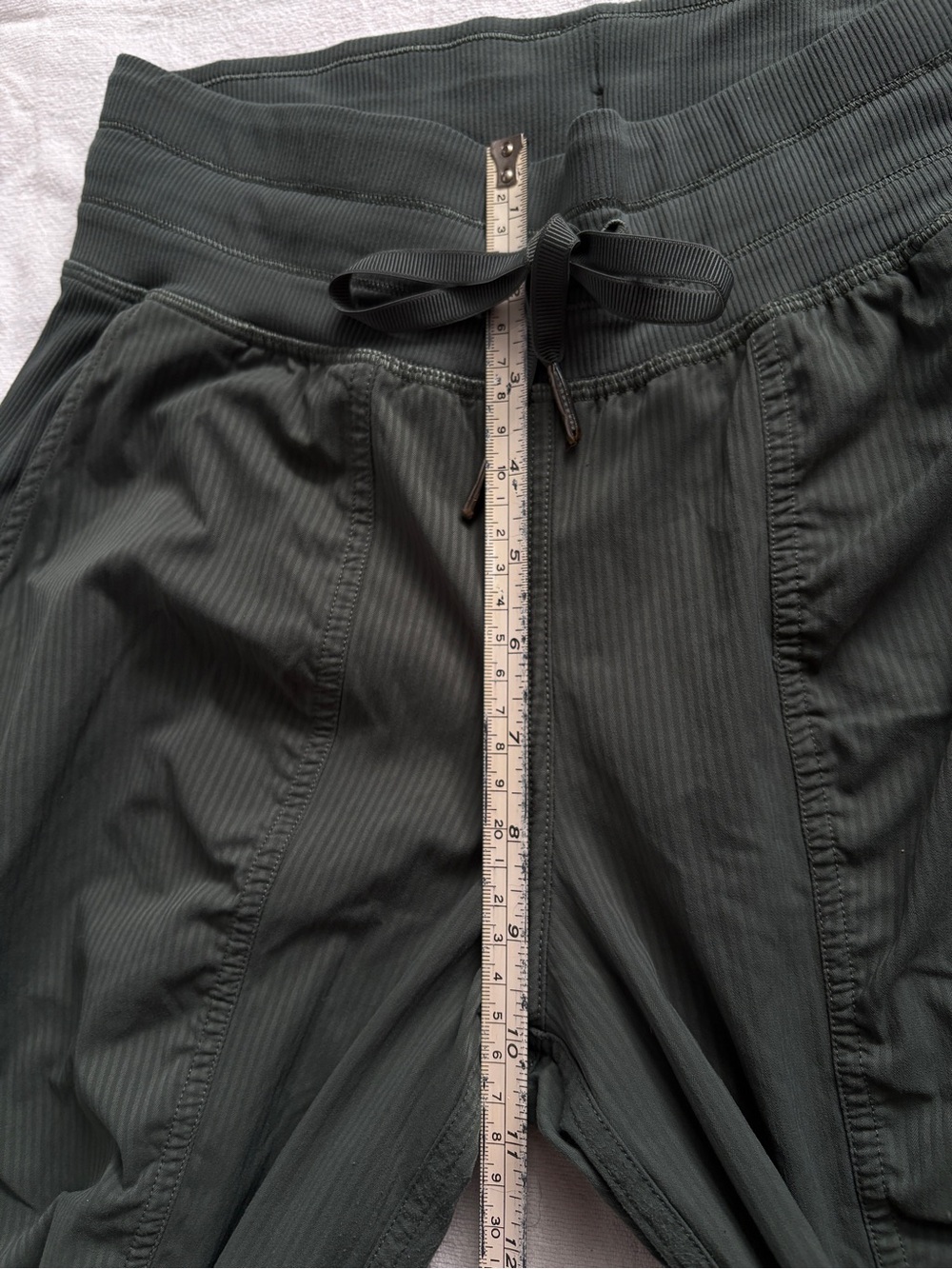 Lululemon Dance Studio Mid Rise Jogger Full Length Army Green - Picture 13 of 16